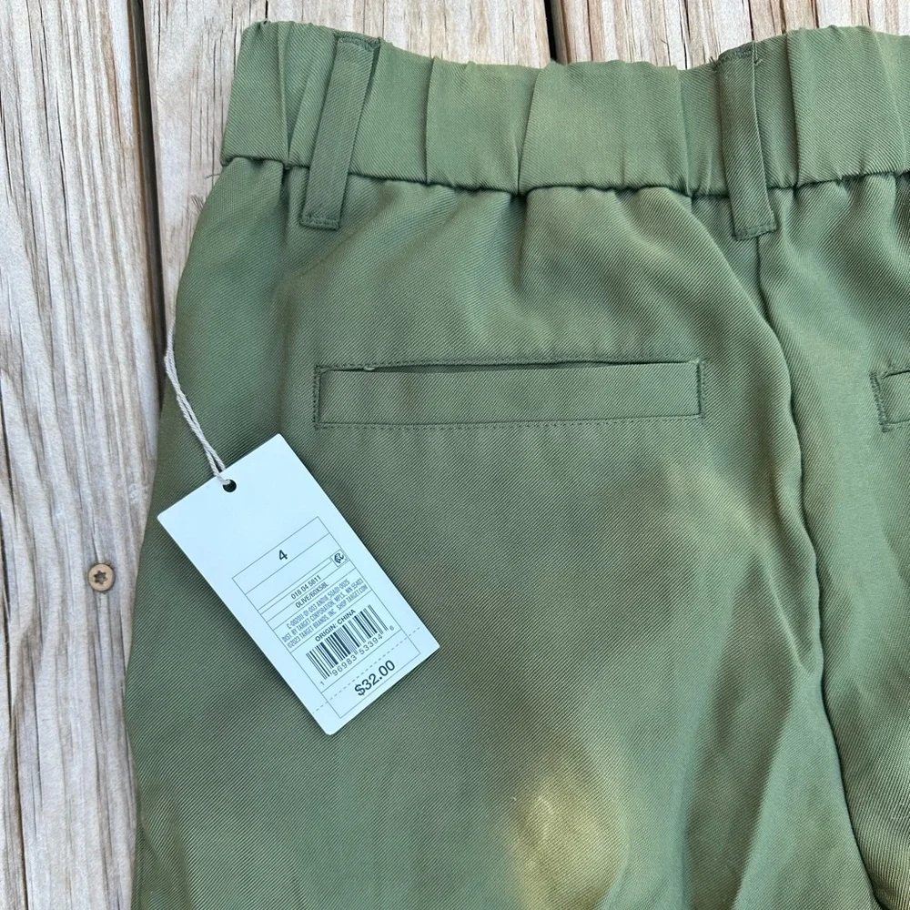 A new day army green cargo style pants with pockets - Picture 3 of 7